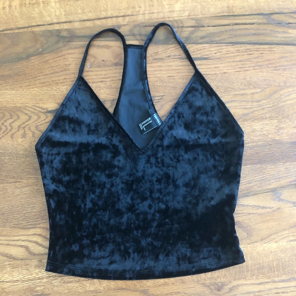 Velvet top!! F21 offer🤍